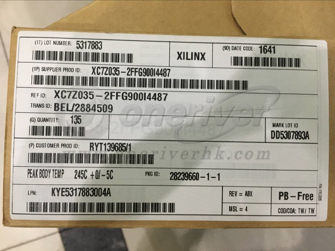 Xilinx Inc IC XC7Z035-2FFG900I Outer packing