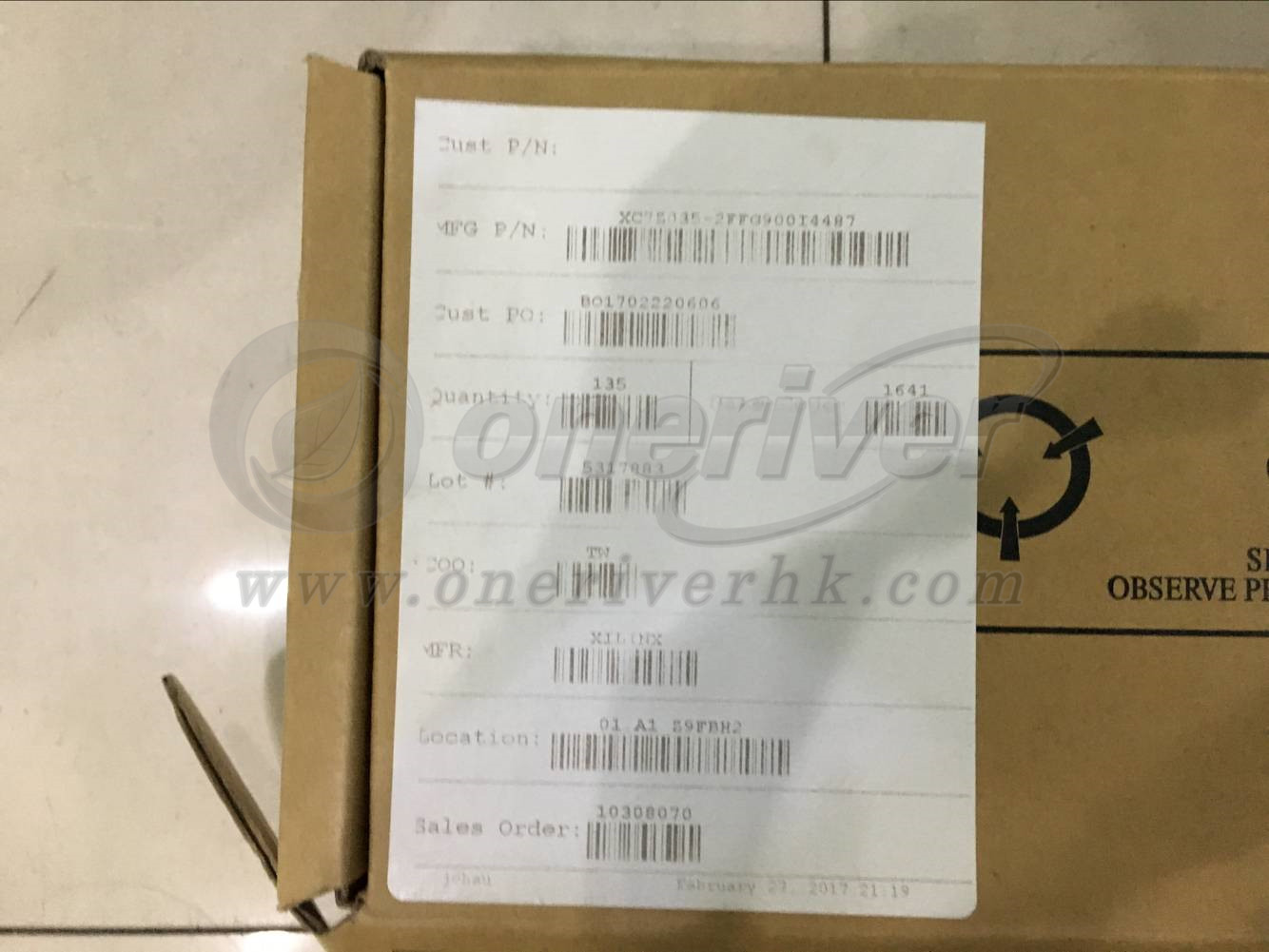 Xilinx Inc IC XC7Z035-2FFG900I Outer packing