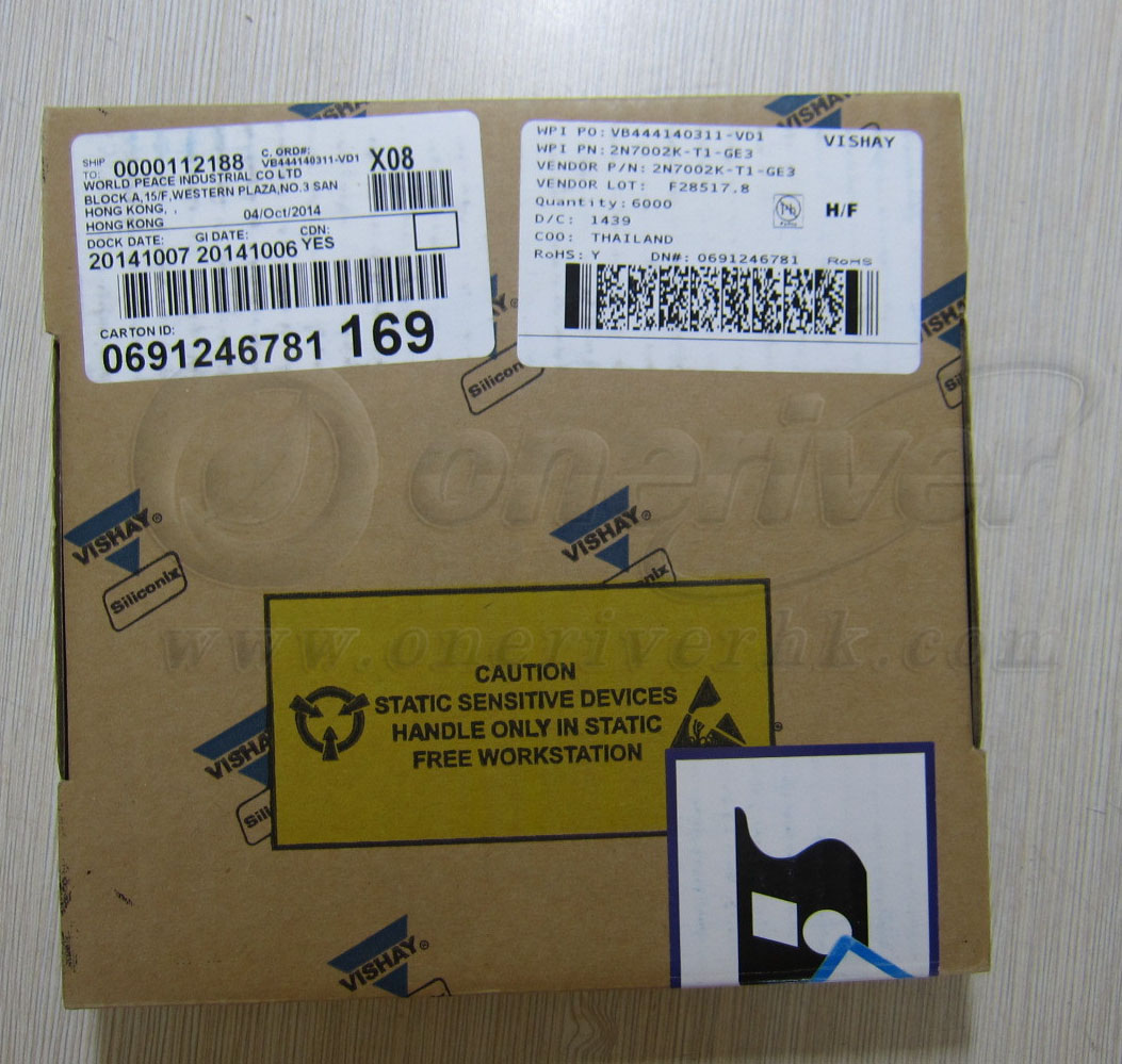 Vishay Transistors 2N7002K-T1-GE3 Lead (Pb)-free and halogen-free