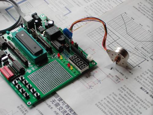 What is the difference between microprocessor,microcontroller and digital signal processor?